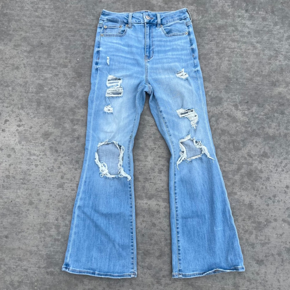 American Eagle Curvy Super High-Rise Flare Daisy Jeans Light Wash Size 4 Short